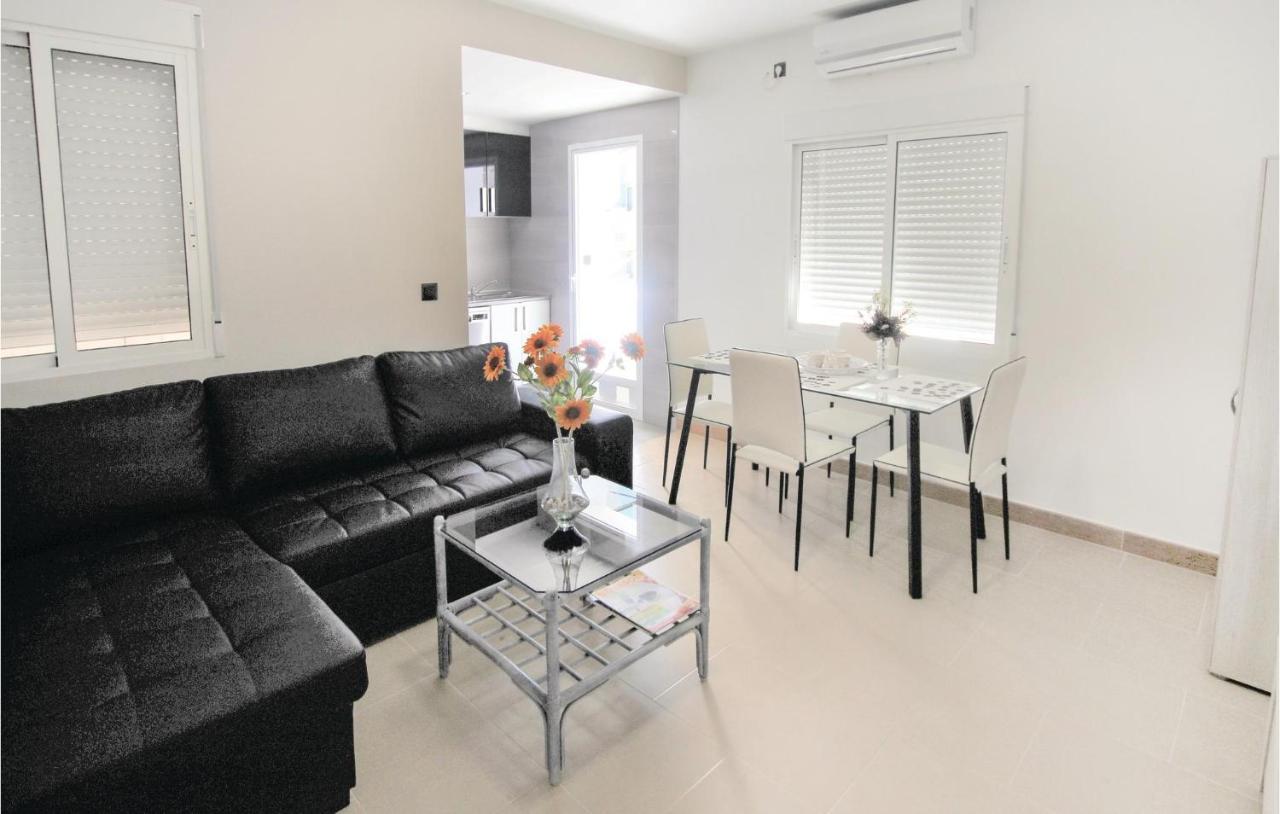 3 Bedroom Gorgeous Apartment In Alicante Exterior foto